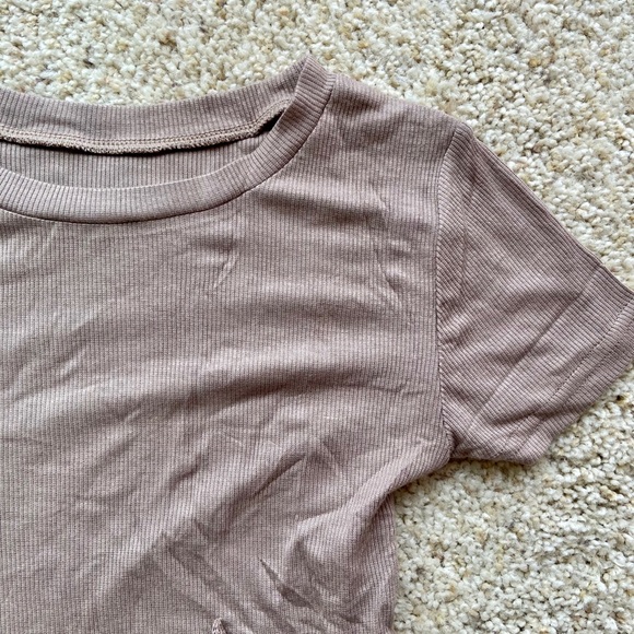 Brand new bodysuit with high side cut lace detail - Picture 7 of 7